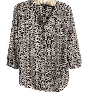 NWOT NYDJ Black & White Geometric Pintuck Blouse Size PXS